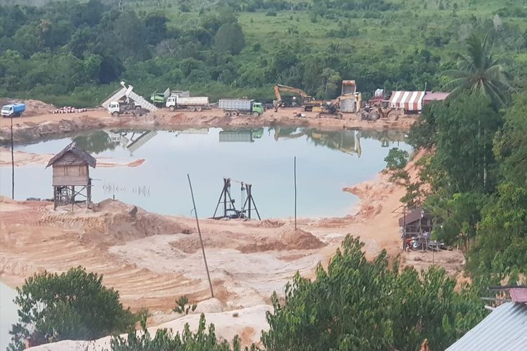 Jajaran Guskamla Armada I berhasil mengamankan satu tongkang BG Bahtera Bahagia dan kapal TB Tirta Jaya VIII pengangkut pasir laut dari pulau Citlim, Kecamatan Moro, Karimun, Kepulauan Riau.
