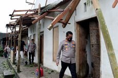 Angin Puting Beliung Terjang Blitar, 15 Rumah dan 1 Mobil Tertimpa Pohon Tumbang