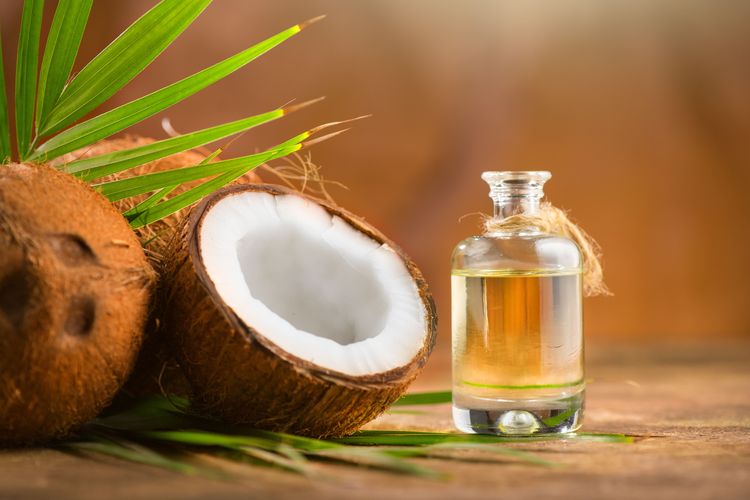 Ilustrasi minyak kelapa, virgin coconut oil (VCO). 