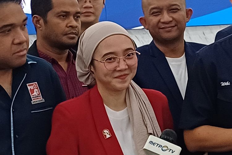 Ketua DPW PSI DKI Jakarta Elva Farhi Qolbina saat ditemui wartawan di kawasan Pancoran, Jakarta Selatan, Selasa (25/6/2024).