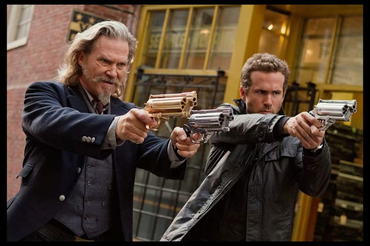 Foto adegan film R.I.P.D yang dibintangi oleh Ryan Reynolds dan Jeff Bridges 