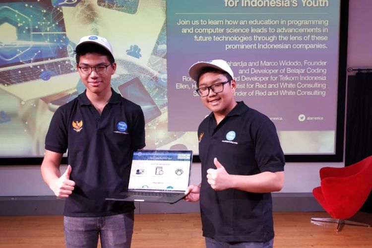 Nicholas Rahardja dan Marco Widodo, siswa British School Jakarta merilis platform BelajarCoding.online (27/10/2018).