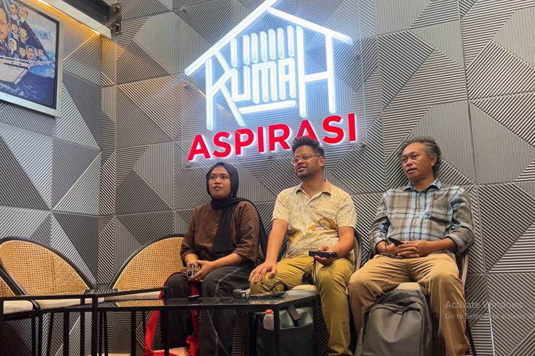 Bob Tak Berhenti Mencari Sang Ibu, Pria Belanda Keturunan Indonesia Ini Pulang ke Surabaya
