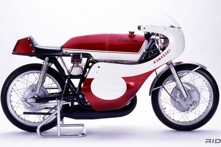 Kawasaki A1R 1966 