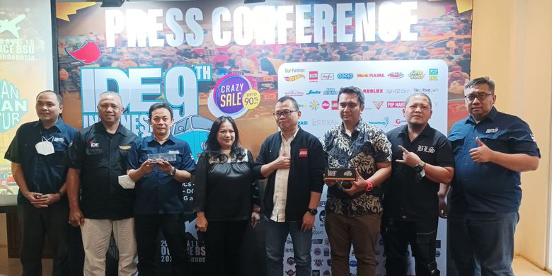 Pameran Indonesia Diecast Expo (IDE) kembali digelar secara langsung untuk mempersatukan pengkolektor dan penghobi di Hall 10 Indonesia Convention Exhibition (ICE) BSD, Tangerang pada 29-30 Oktober 2022.