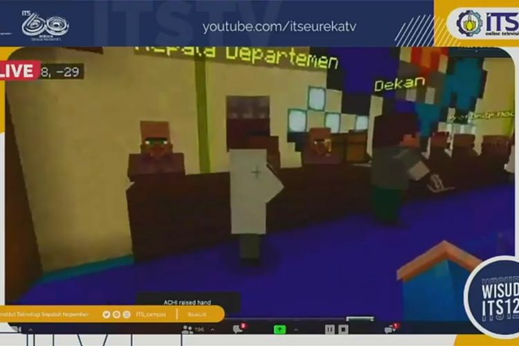 Salah satu bagian format Minecraft dalam prosesi wisuda ITS, Minggu (2/8/2020)