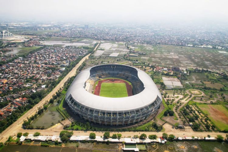 Stadion Gelora Bandung Lautan Api (GBLA) di Gedebage Bandung. 