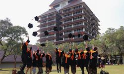 Universitas Indonesia Sediakan 10.159 Kursi di 5 Jalur Masuk 2023