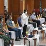 Risma Berlakukan Social Distancing di Surabaya, Jarak Duduk 1 Meter Saat Rapat