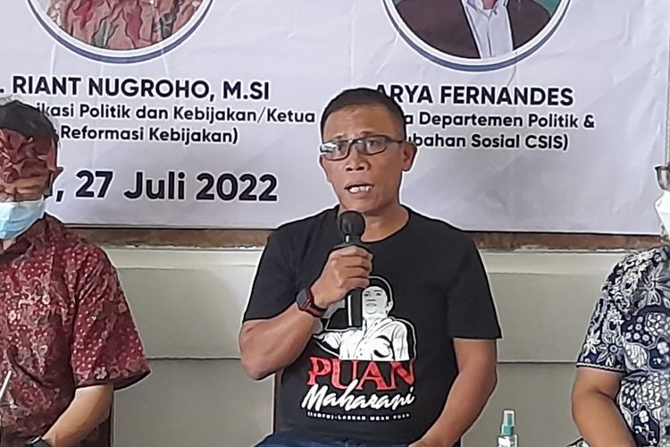 Politisi PDI-P Masinton Pasaribu di acara diskusi bertajuk Memaknai Mandat Politik untuk Puan Maharani, Rabu (27/7/2022).