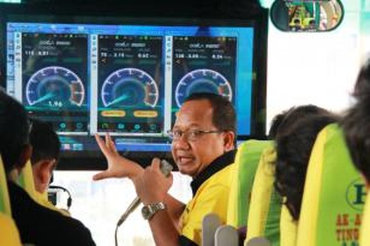 Uji coba jaringan baru Indosat 42 Mbps di Medan, Selasa (2/3/2015)