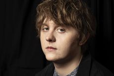 Lirik dan Chord Lagu Let It Roll - Lewis Capaldi