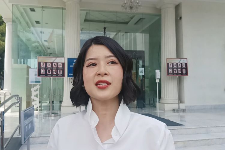 Wakil Ketua Dewan Pemimpin Partai Solidaritas Indonesia (PSI) Grace Natalie di Kompleks Istana Kepresidenan, Jakarta, Rabu (15/5/2024).