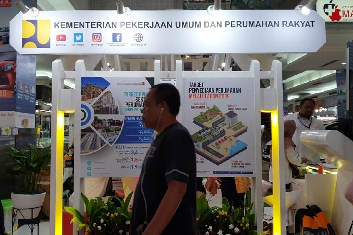 Pameran perumahan bertema Gebyar Rumah Jabar Tahun 2019 di Bandung, Jawa Barat, dari tanggal 24 sampai 28 April 2019.