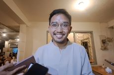 Gunung Semeru Hembuskan Asap Putih Setinggi 1 Km dari Puncak