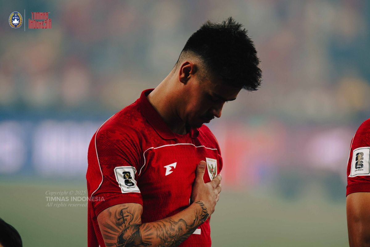 Mees Hilgers kembali ke Belanda setelah mengalami cedera saat timnas Indonesia kalah 1-5 dari Australia pada laga ketujuh di Sydney Football Stadium, Sydney, pada Kamis (20/3/2025).