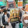 Massa Aksi Penuhi Jalan Malioboro, Bawa Spanduk 