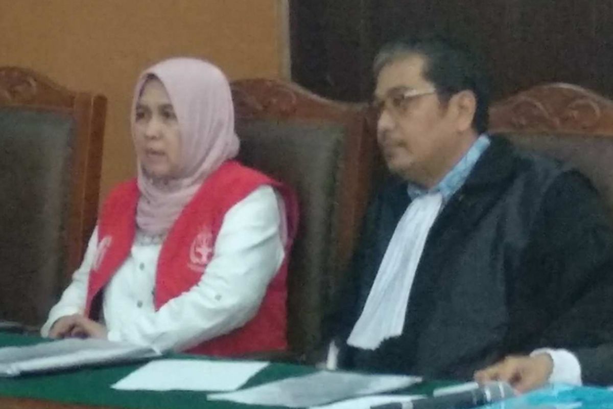 Terdakwa kasus ujaran kebencian Asma Dewi di Pengadilan Negeri Jakarta Selatan, Senin (15/1/2018).