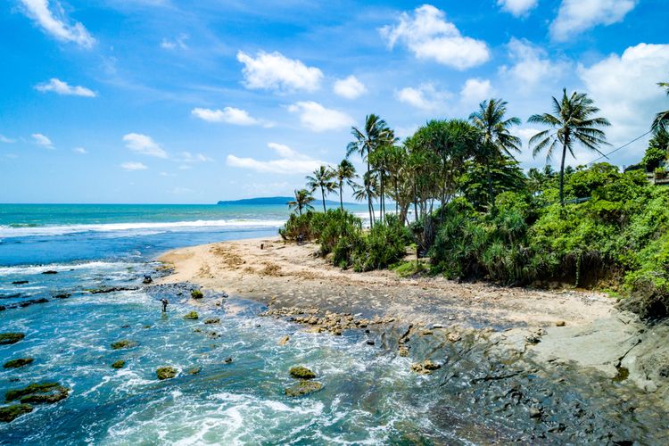 Pantai Karapyak di Pangandaran, Jabar