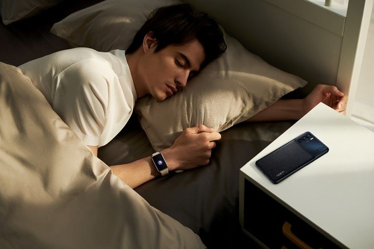 Smartwatch dapat digunakan untuk memantau kualitas tidur.