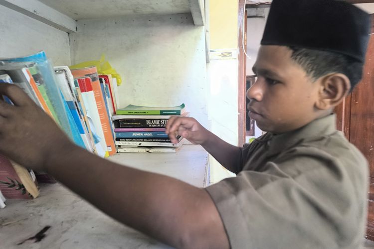 Kisah Anak Panti Asuhan di Pamekasan, Menahan Rindu demi Membahagiakan Sang Ibu