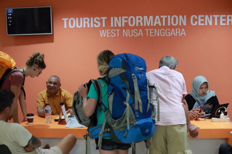 Tourist Information Centre di Bandara Internasional Lombok, Senin (7/8/2018)