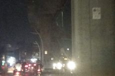 Lampu di Bawah Koridor 13 Transjakarta Mati