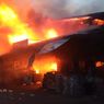 22 Kios di Pasar Sentiong Terbakar, Diduga karena Korsleting Listrik