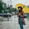 Libur Akhir Tahun, Waspada Puncak Musim Hujan dan Baca Tips Ini