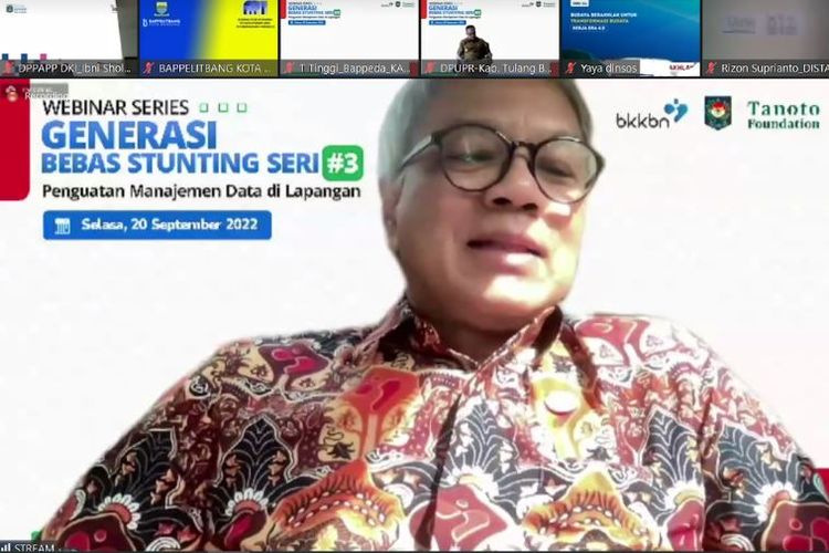 Sekretaris Utama Badan Kependudukan dan Keluarga Berencana Nasional (BKKBN), Tavip Agus Rayanto dalam Webinar Nasional: Generasi Bebas Stunting Seri #3 dengan tema ?Penguatan Manajemen Data di Lapangan? yang digelar BKKBN berkerja sama dengan Kementerian Dalam Negeri dan Tanoto Foundation di kanal YouTube Tanoto Foundation, Selasa (20/9/2022). 
