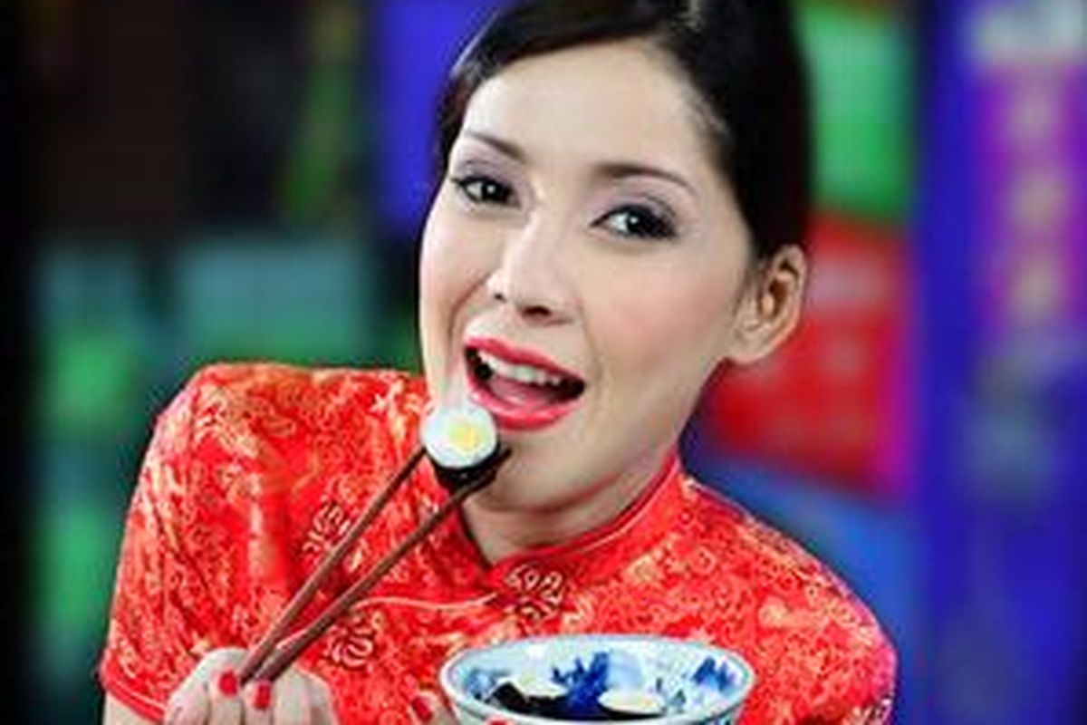 Saat memesan sushi, jangan lupa pesan yang terbungkus dengan nori. Nori kaya akan vitamin C. 