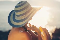 Pakai Sunscreen Ber-SPF Tinggi Bisa Bikin Kekurangan Vitamin D?