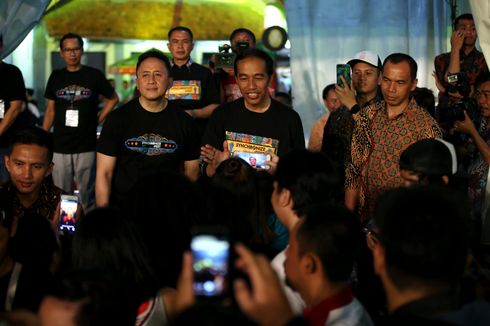 Usai Ebiet G Ade, Jokowi Tonton Deadsquad di Synchronize Fest 2017