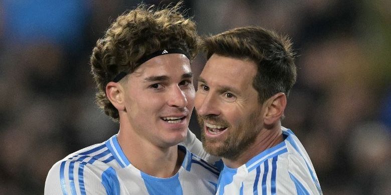 Lionel Messi menandai potensi laga kandang terakhirnya bersama Timnas Argentina dengan mencetak gol cantik ke gawang Venezuela. Partai Argentina vs Venezuela merupakan lanjutan dari ronde laga Kualifikasi Piala Dunia 2026 zona Conmebol dan bergulir di Estadio Monumental, Buenos Aires, pada Jumat (5/9/2025) pagi hari WIB.