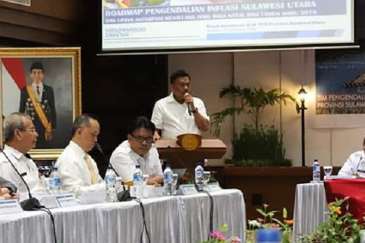 Gubernur Sulawesi Utara Olly Dondokambey dalam Rapat Koordinasi Hight Level Meeting TPID (Tim Pengendali Inflasi Daerah) di kantor cabang Bank Indonesia Provinsi Sulawesi Utara. Rabu (21/11/2018).

