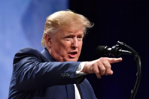 Jelang Sidang Pemakzulan, Mayoritas Rakyat AS Dukung Trump Dilengserkan