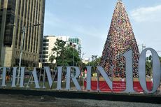 Ada Pohon Natal Persatuan di Thamrin 10