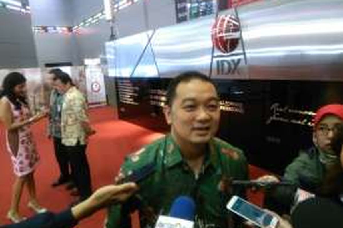 Presiden Direktur PT Link Net Tbk (First Media) Irwan Djaja, di Jakarta, Senin (5/12/2016)