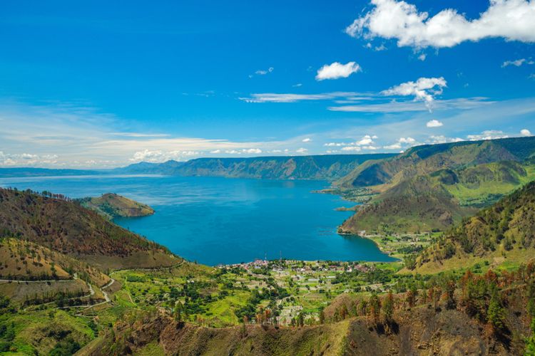 Danau Toba, salah satu Destinasi Super Prioritas (DSP).