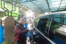 Pencuri Gasak Macbook dengan Pecahkan Kaca Mobil di Tangerang