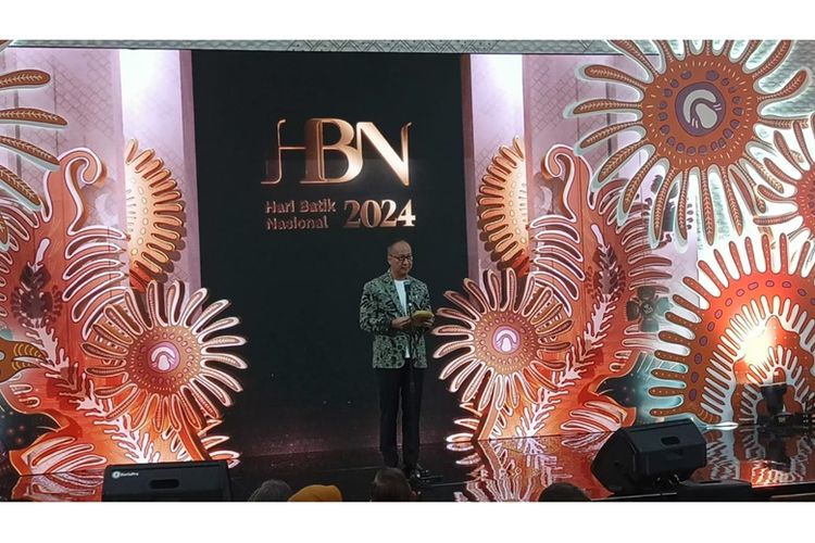 Menteri Perindustrian (Menperin) Agus Gumiwang Kartasasmita saat membuka pameran Bangga Berbatik.