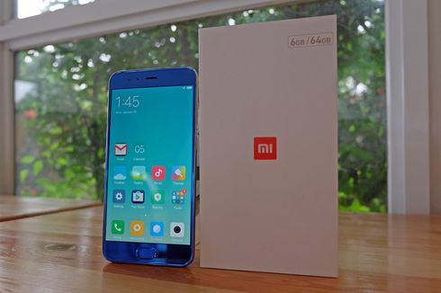 Xiaomi Mi 7 Tak Ikuti Tren Sensor Fingerprint di Layar