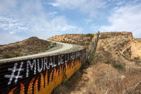 Akankah Mural di Tembok Meksiko-AS Jadi yang Terpanjang di Dunia?