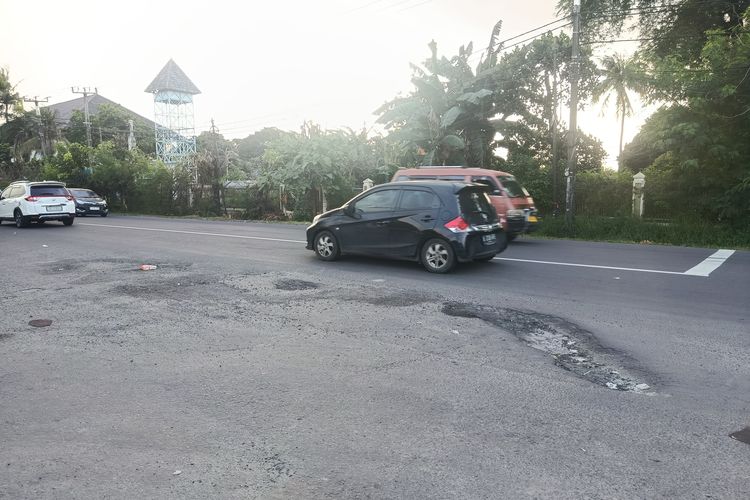 Pengamat: Penyelenggara Jalan Bisa Dipidana jika Lalai Perbaiki Jalan Rusak