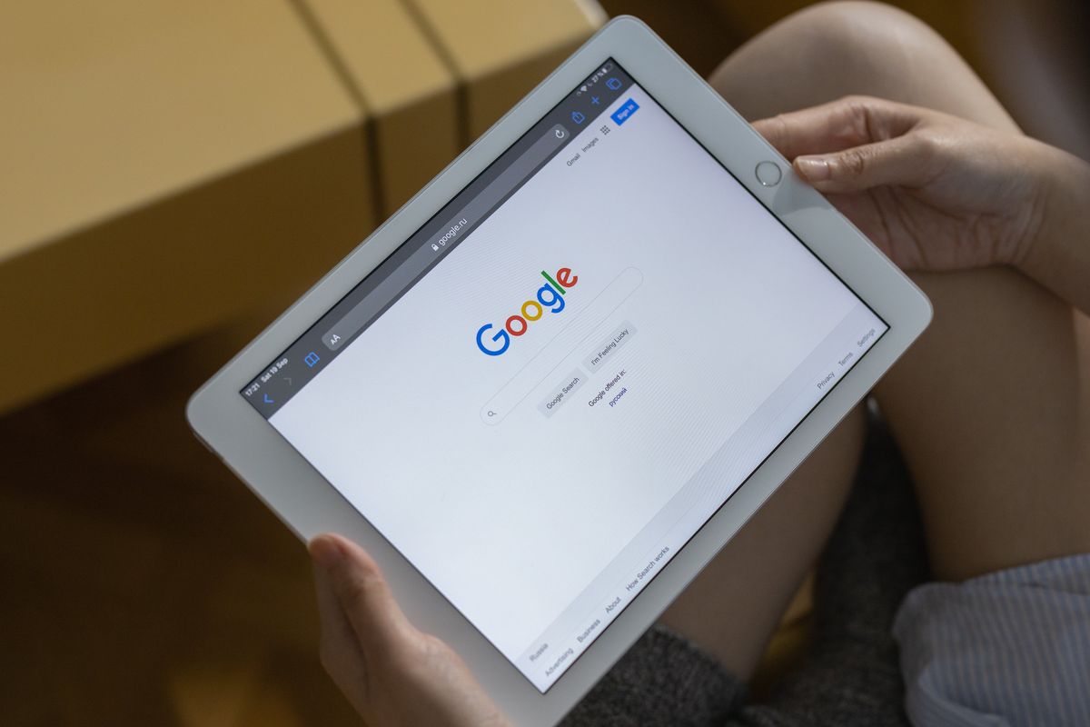 Google membeli 1,2 GW energi bebas karbon dari Clearway untuk mendukung pusat data dan memperkuat jaringan listrik bersih.