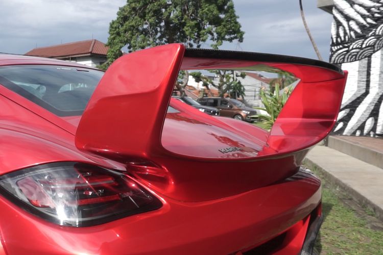 Modifikasi Porsche Karma x CRK membuat perhatian dunia internasional ke Indonesia berkat kualitas bodykit Karma