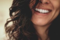 10 Kebiasaan yang Bisa Merusak Gigi