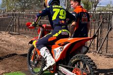 Lucas Coenen Tercepat di MX2 Sirkuit Samota 