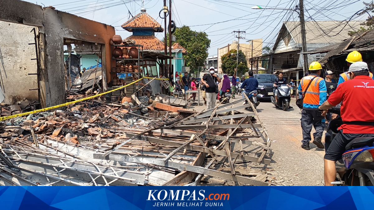 Kebakaran SPBE Cimuning Bekasi Lukai 17 Warga, Polisi Selidiki Penyebab ~WR

Klik untuk baca: