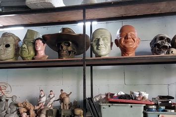 Dapat Bantuan Alat Modern, Perajin Patung dan Miniatur di Kota Malang Kebanjiran Pesanan